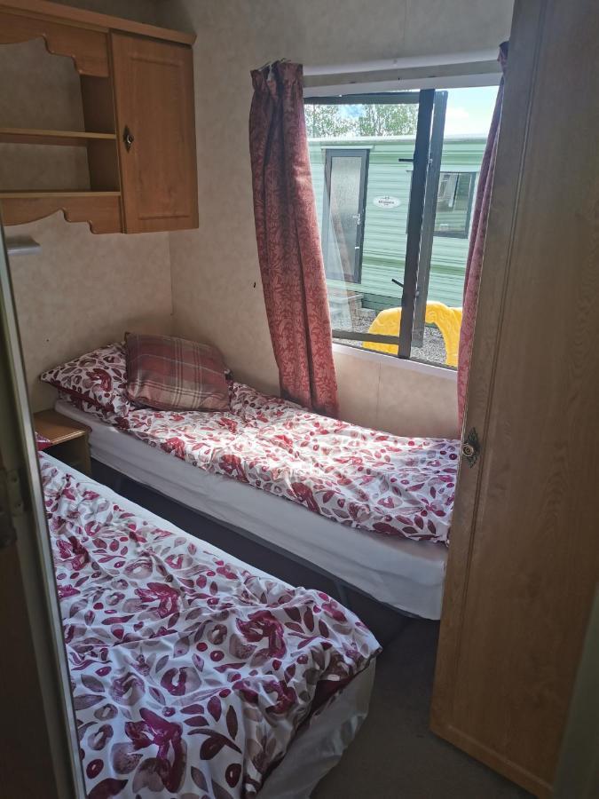 Villa Lochlands Caravan Park X à Forfar Extérieur photo
