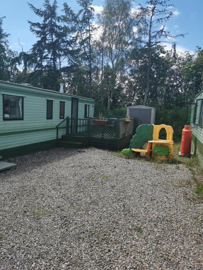 Villa Lochlands Caravan Park X à Forfar Extérieur photo