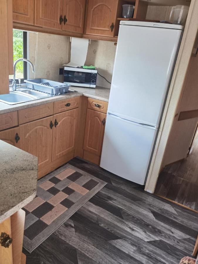 Villa Lochlands Caravan Park X à Forfar Extérieur photo